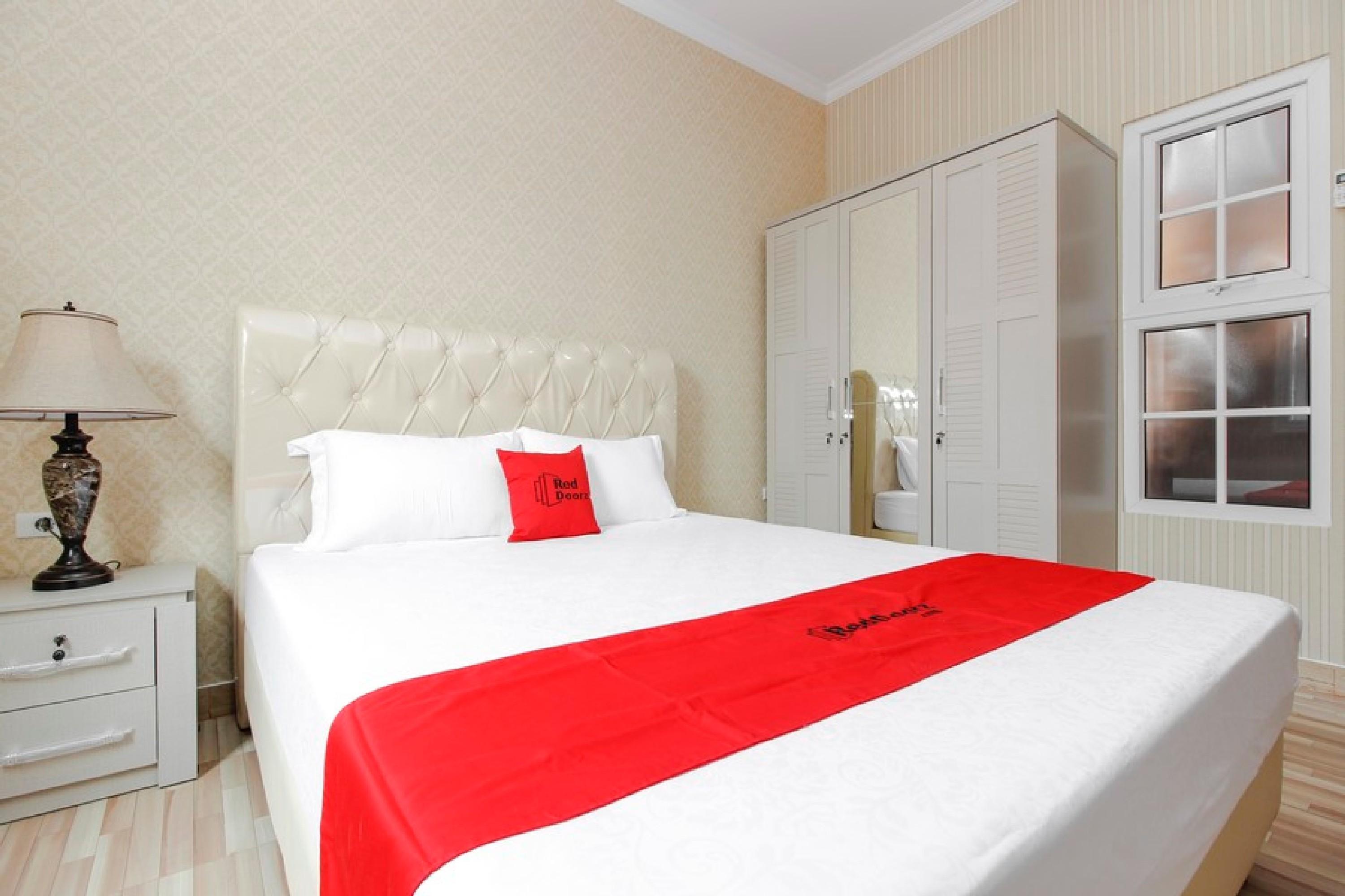 Reddoorz Plus @ Kwitang 2 Jakarta Ngoại thất bức ảnh